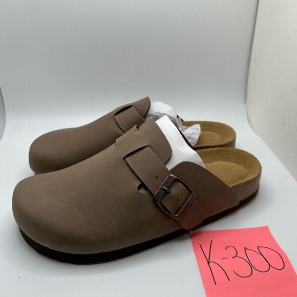 CUSHIONAIRE Women's Cork Footbed Clog 7 BROWN - Picture 3 of 7